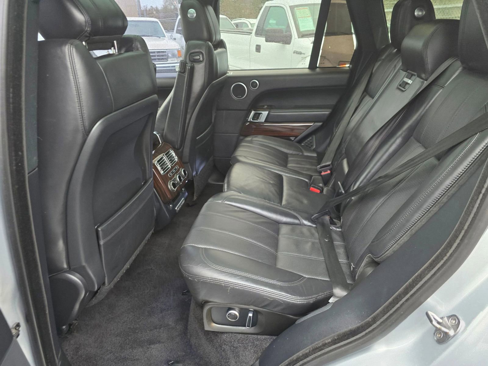 Used 2016 Land Rover Range Rover Supercharged image 14