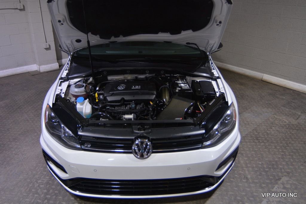 Used 2018 Volkswagen Golf 4-Door image 25