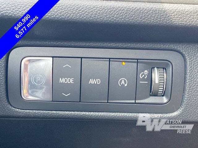 Used 2025 Chevrolet Traverse LT w/ Sun and Wheel Package AWD/4WD image 29