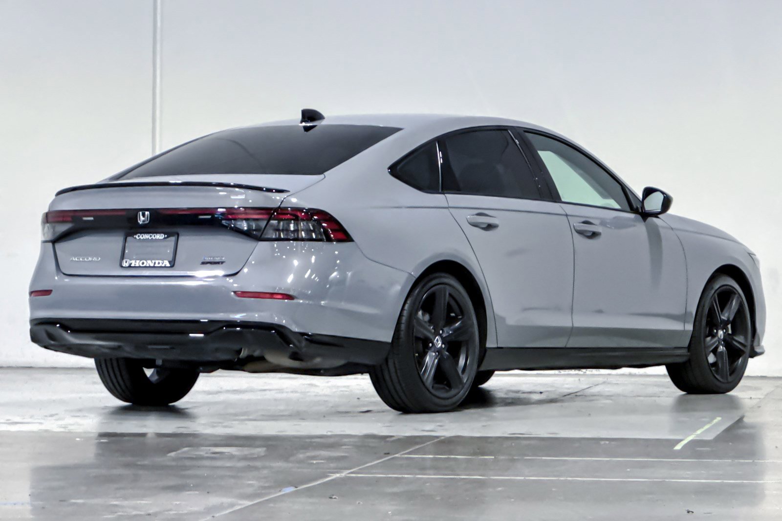 Used 2025 Honda Accord Sport image 8