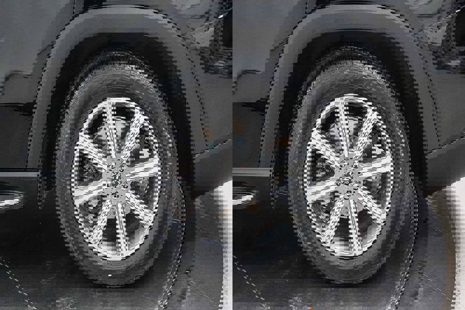 Certified 2020 Mercedes-Benz GLS 450 4MATIC image 11