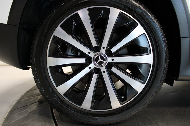 Used 2020 Mercedes-Benz GLB 250 image 36