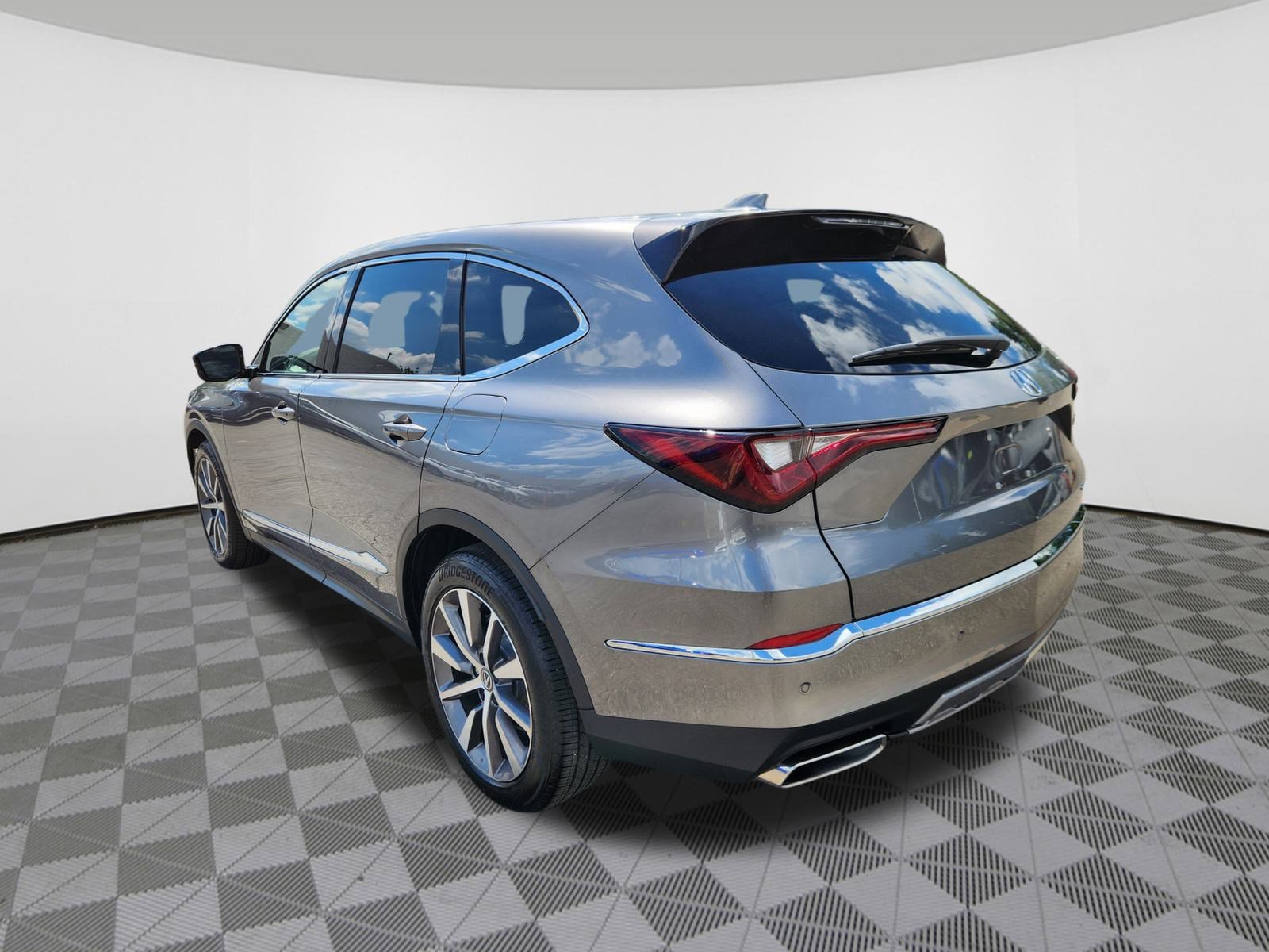 Certified 2025 Acura MDX w/ Technology Package image 3