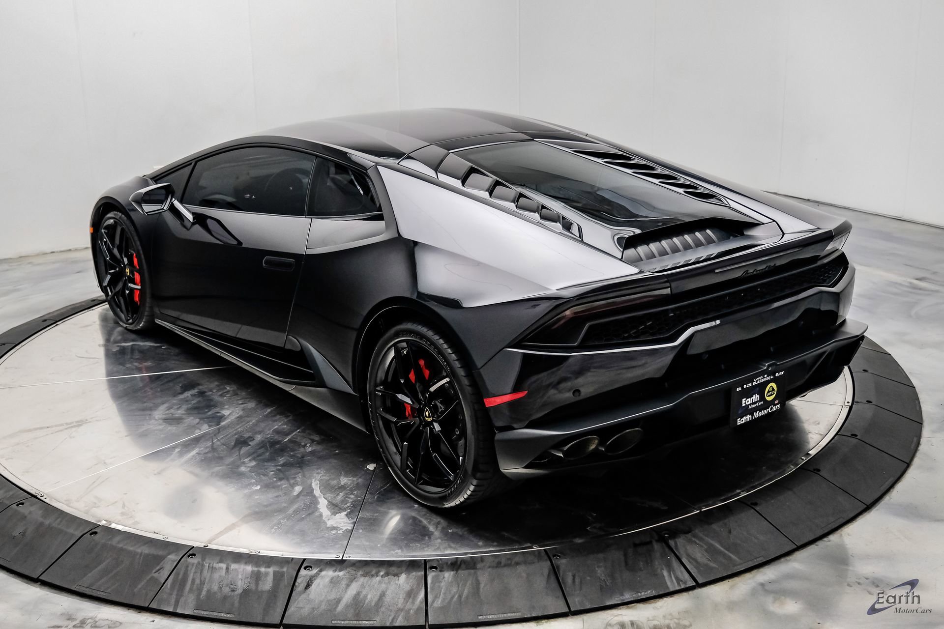 Used 2015 Lamborghini Huracan LP 610-4 AWD/4WD image 14