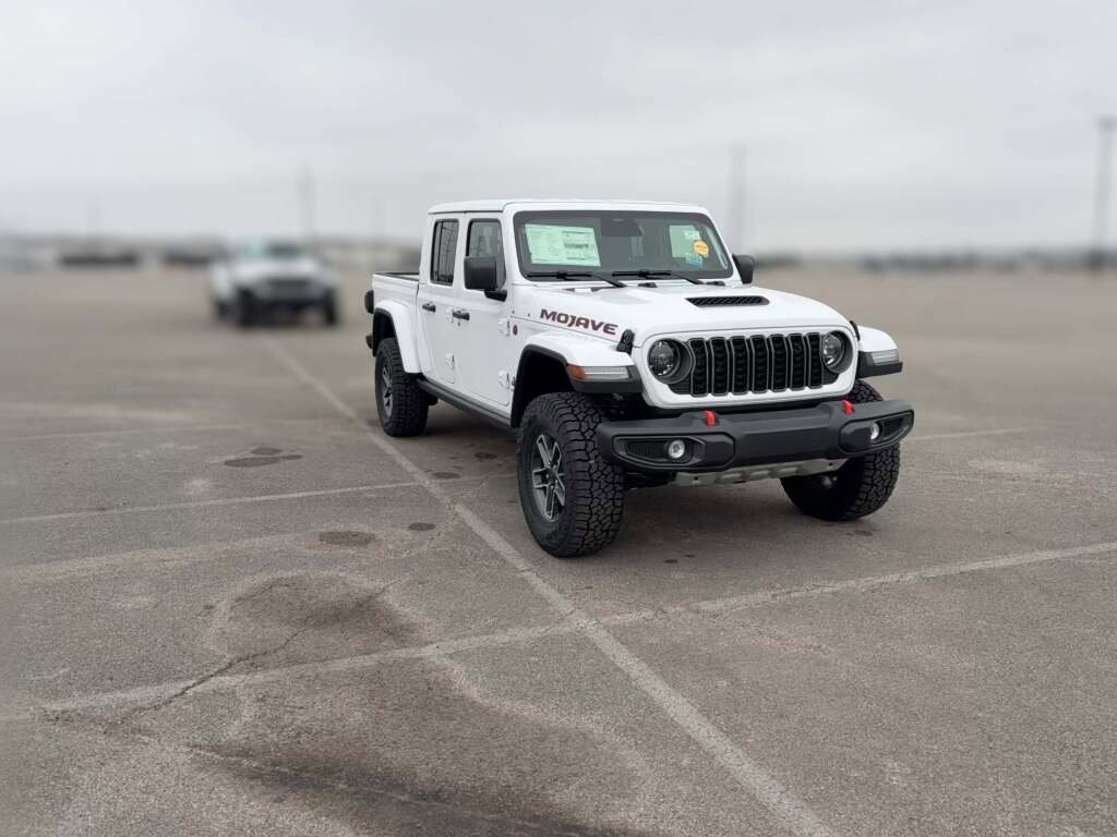 New 2026 Jeep Gladiator Mojave image 17