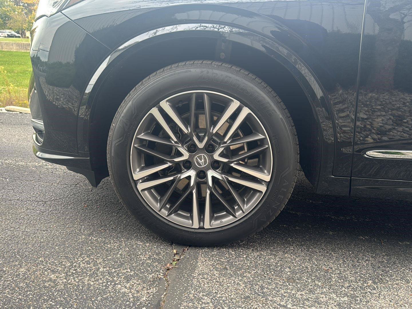 Used 2025 Acura MDX w/ Advance Package AWD/4WD image 5