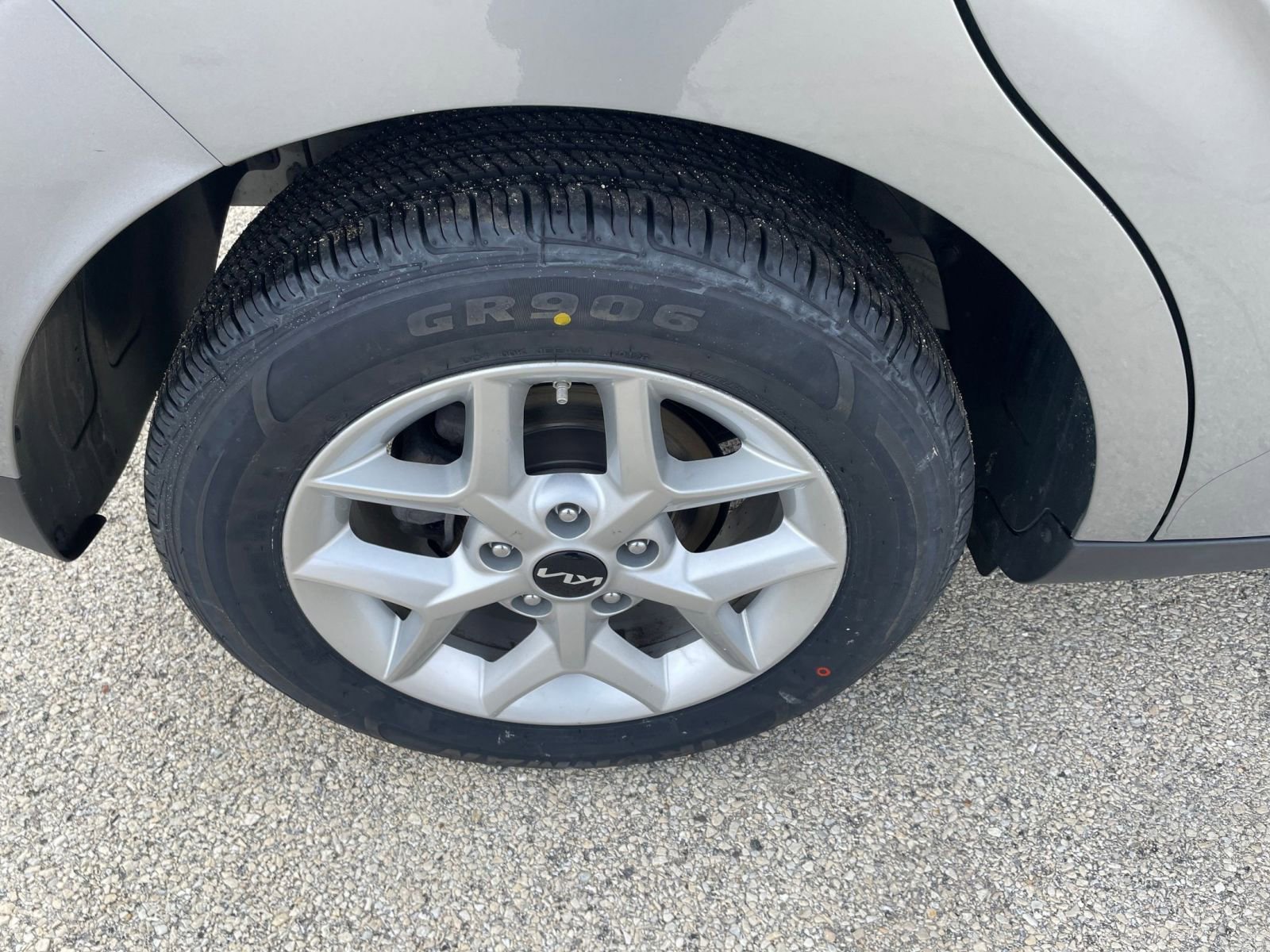 Used 2025 Kia Soul LX w/ LX Technology Package image 28