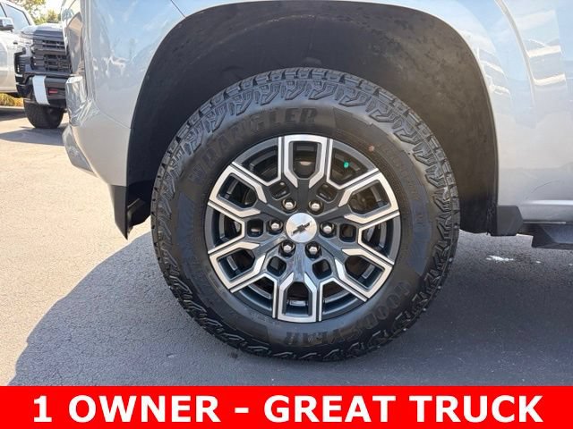 Used 2024 Chevrolet Colorado Z71 w/ Z71 Convenience Package 2 AWD/4WD image 9