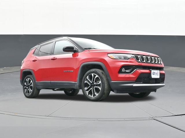 Used 2023 Jeep Compass Limited image 52