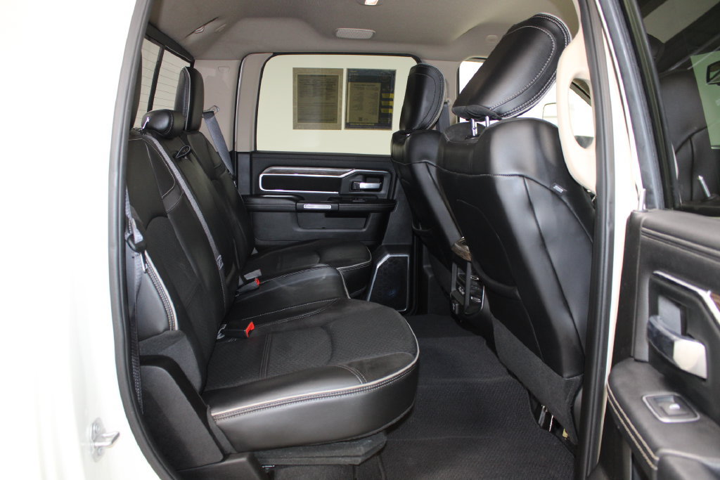 Used 2019 RAM 3500 Laramie AWD/4WD image 33