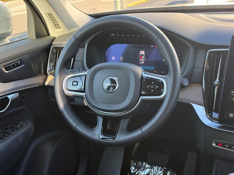 Used 2026 Volvo XC90 B6 Plus AWD/4WD image 14
