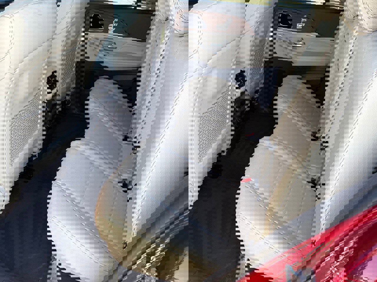 Used 2020 Mercedes-Benz GLE 350 4MATIC image 39