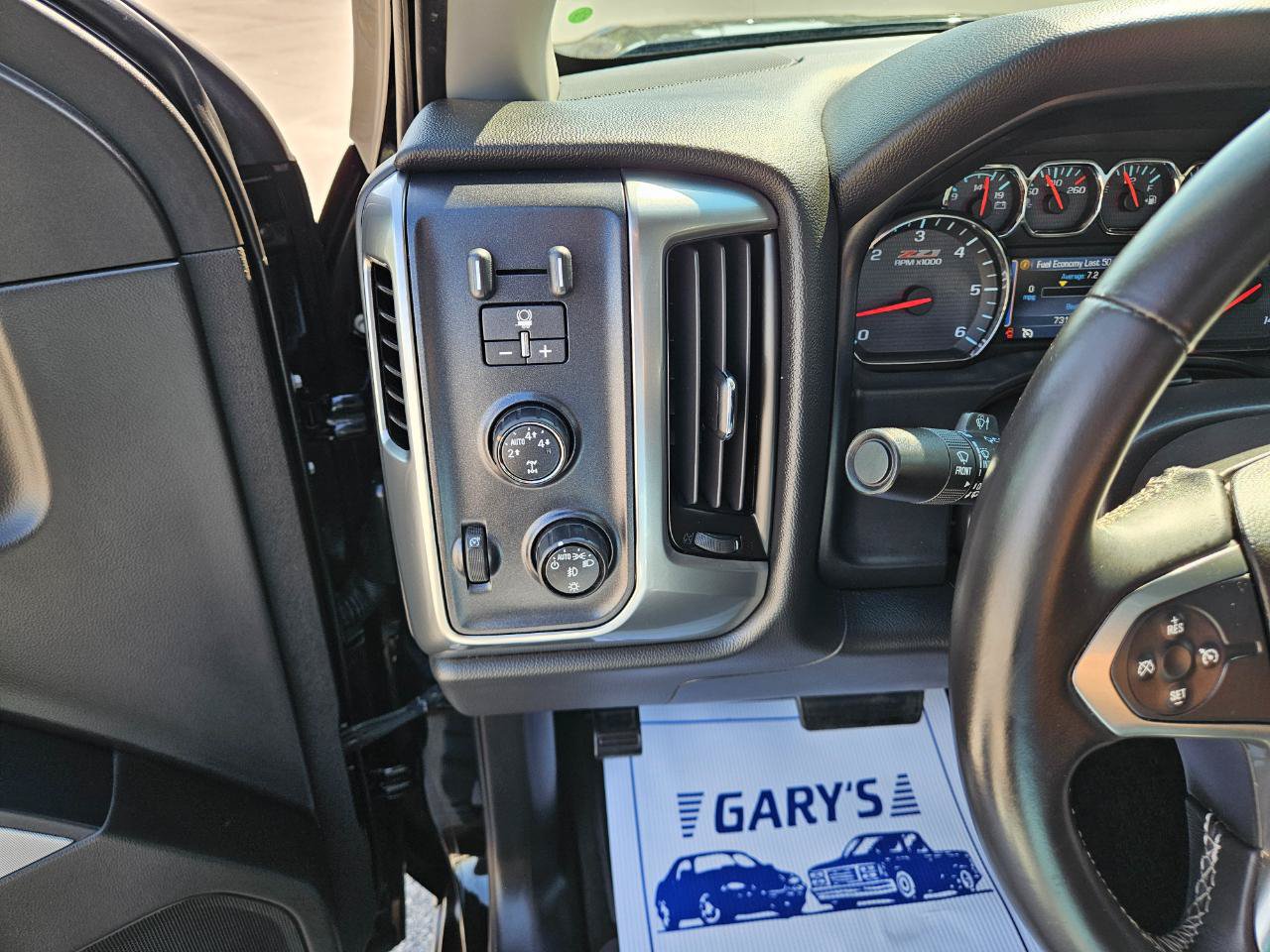 Used 2014 Chevrolet Silverado 1500 LT w/ LT Convenience Package AWD/4WD image 23