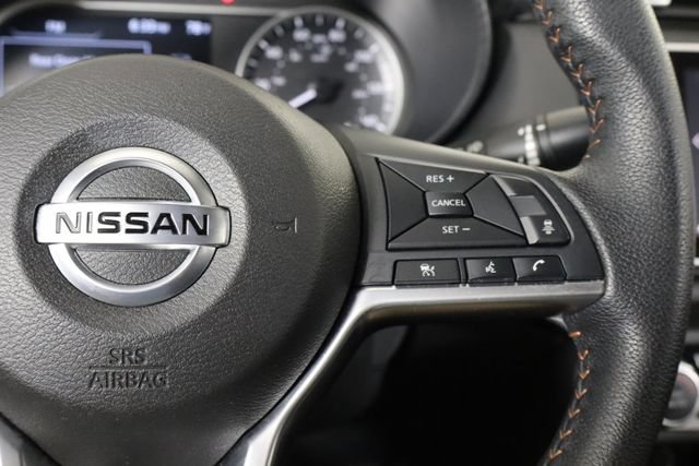 Used 2022 Nissan Versa SR w/ Convenience Package FWD image 10