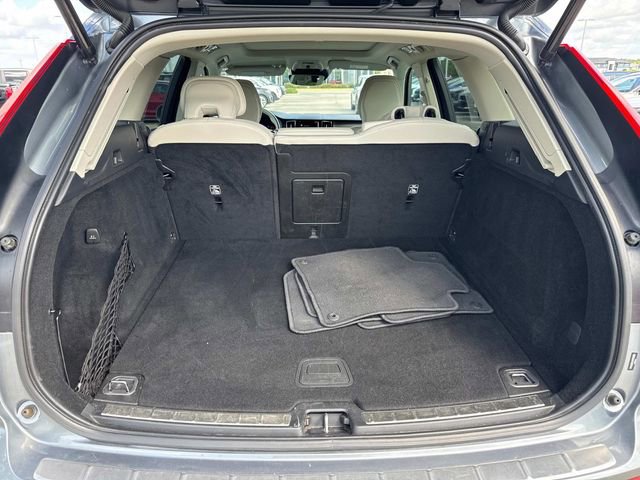 Used 2021 Volvo XC60 T6 Inscription w/ Advanced Package AWD/4WD image 11