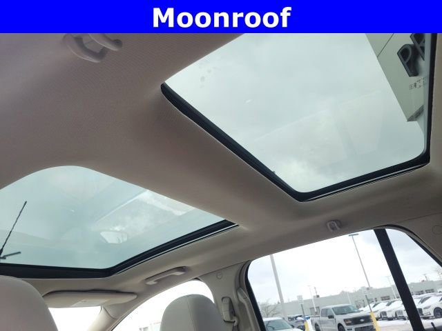 Used 2014 Lincoln MKX AWD w/ Olive Ash Wood Package image 5