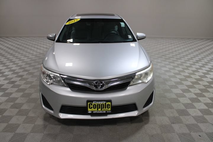 Used 2013 Toyota Camry XLE w/ Leather Pkg FWD image 7