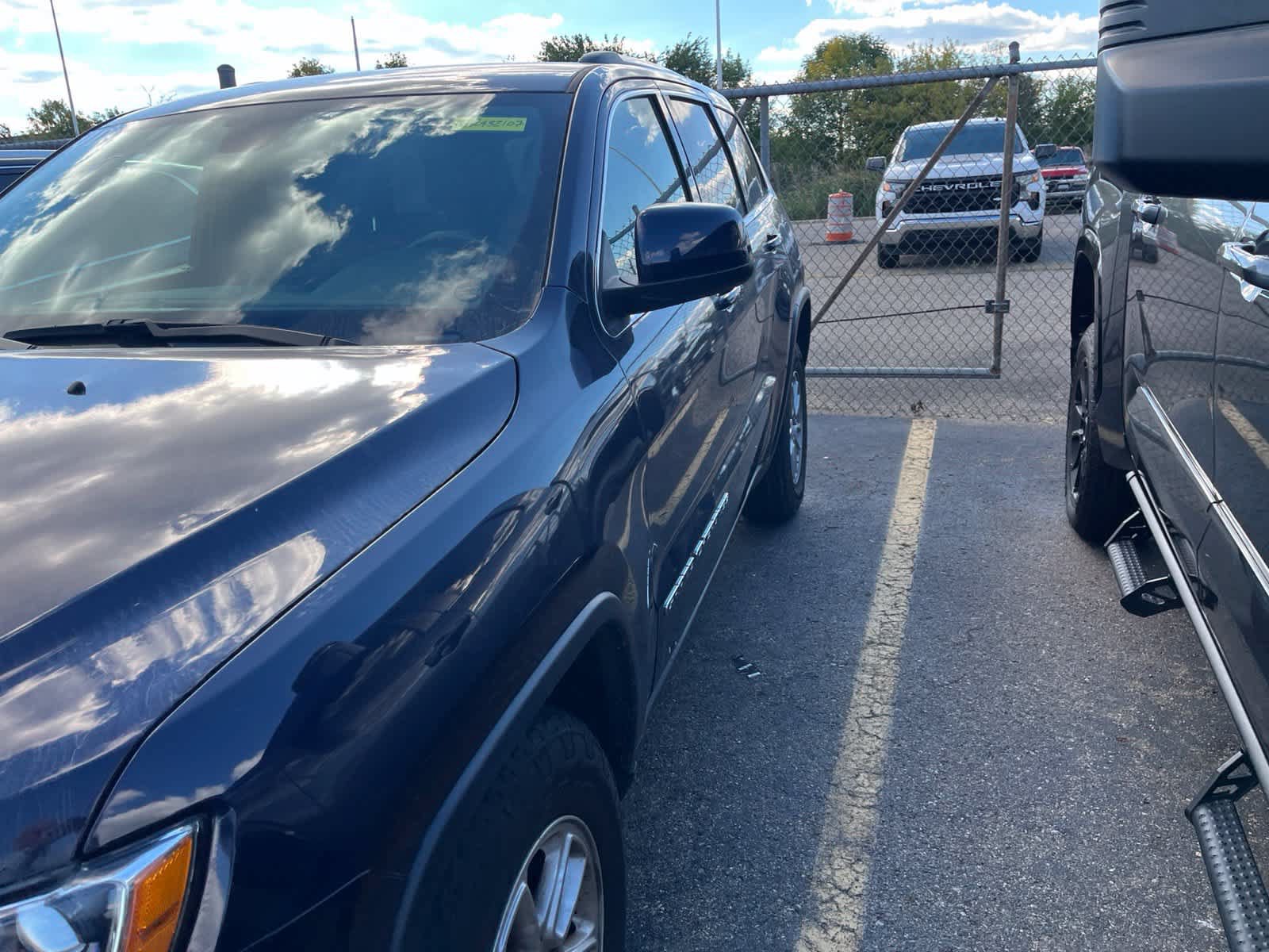 Used 2018 Jeep Grand Cherokee Laredo AWD/4WD image 7