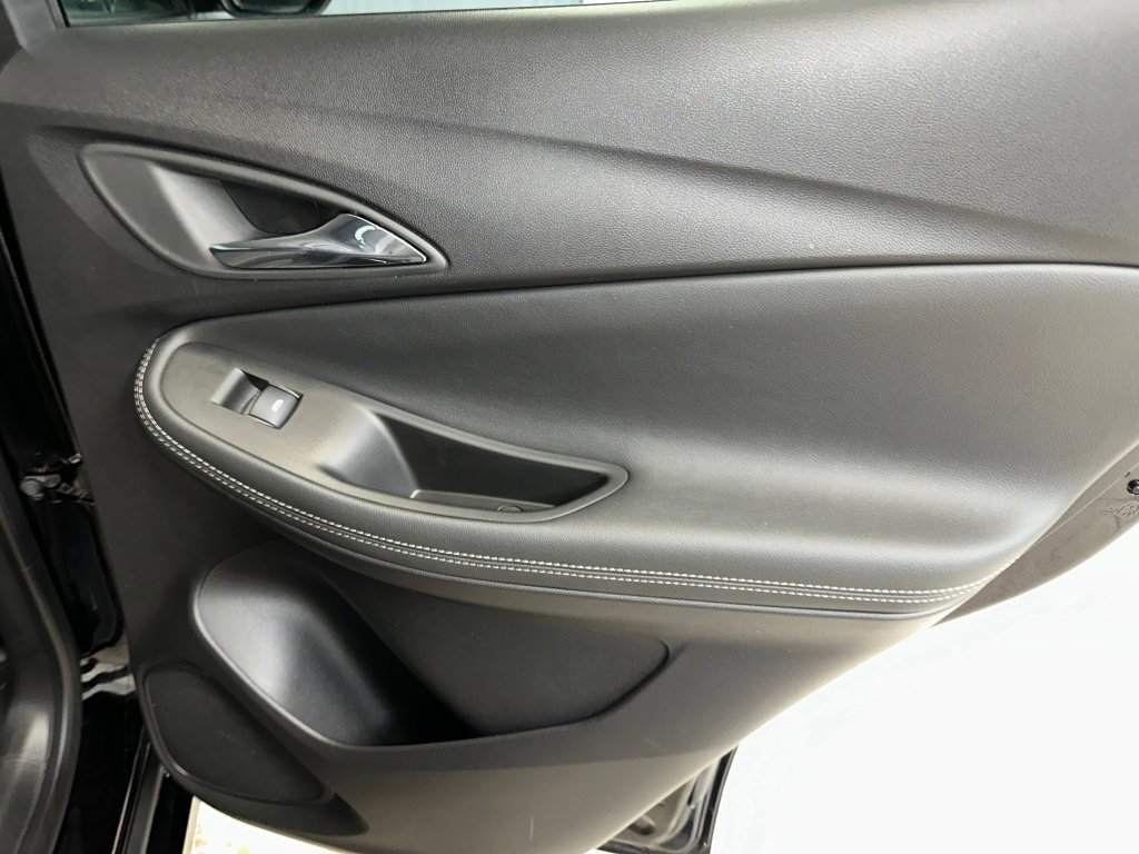 Certified 2023 Buick Encore GX Select w/ Sport Touring Package image 28