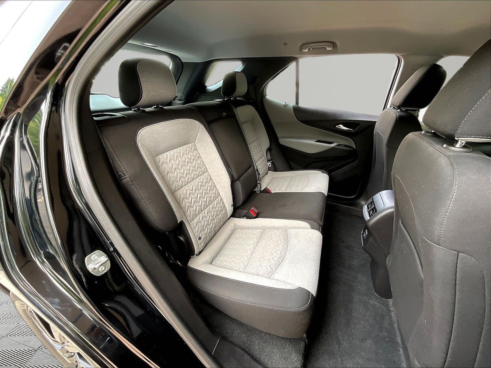 Used 2024 Chevrolet Equinox LS w/ Midnight Edition FWD image 24