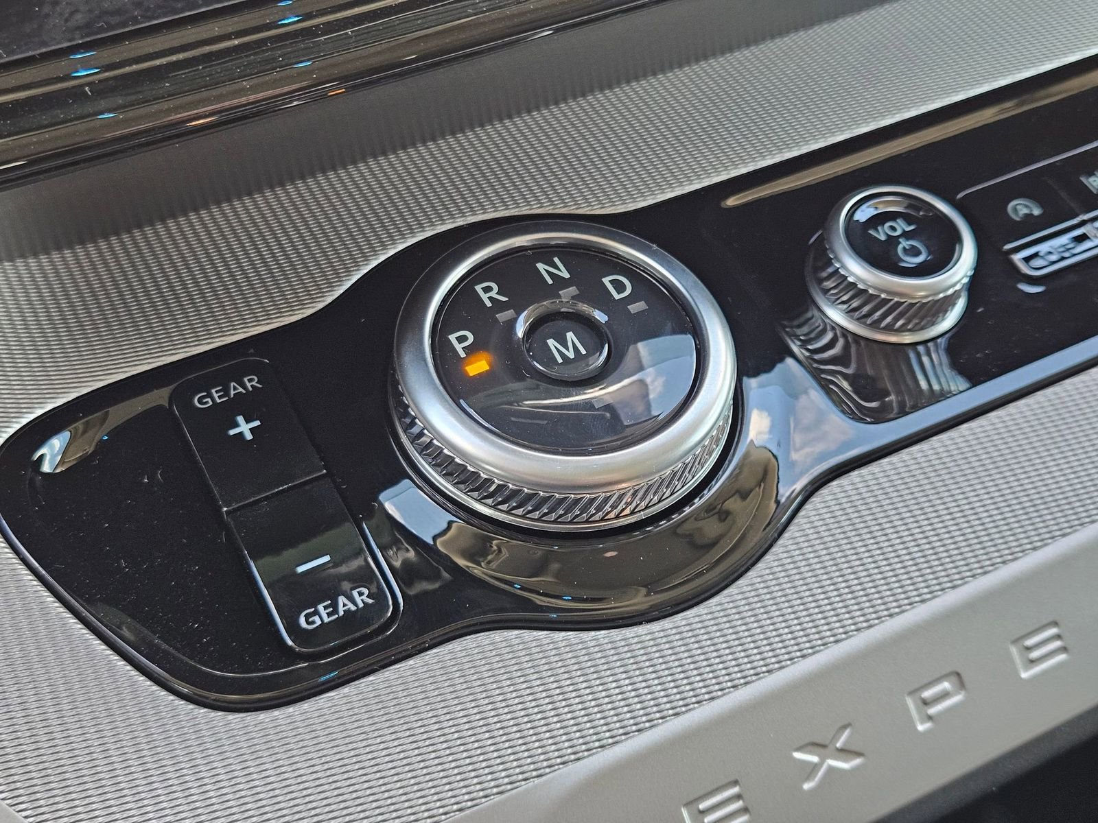 New 2025 Ford Expedition Max Active image 15