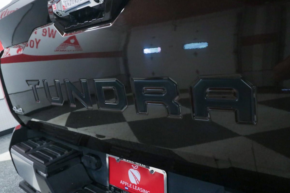 Used 2023 Toyota Tundra Limited w/ Power Package image 31