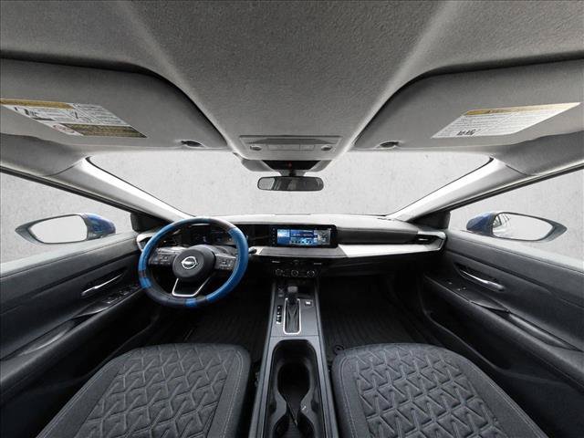 Used 2025 Nissan Kicks SV FWD image 16