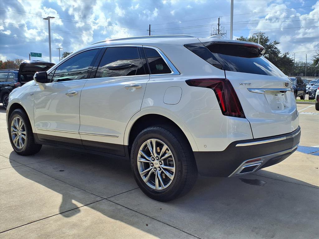 Used 2022 Cadillac XT5 Premium Luxury w/ Technology Package image 3