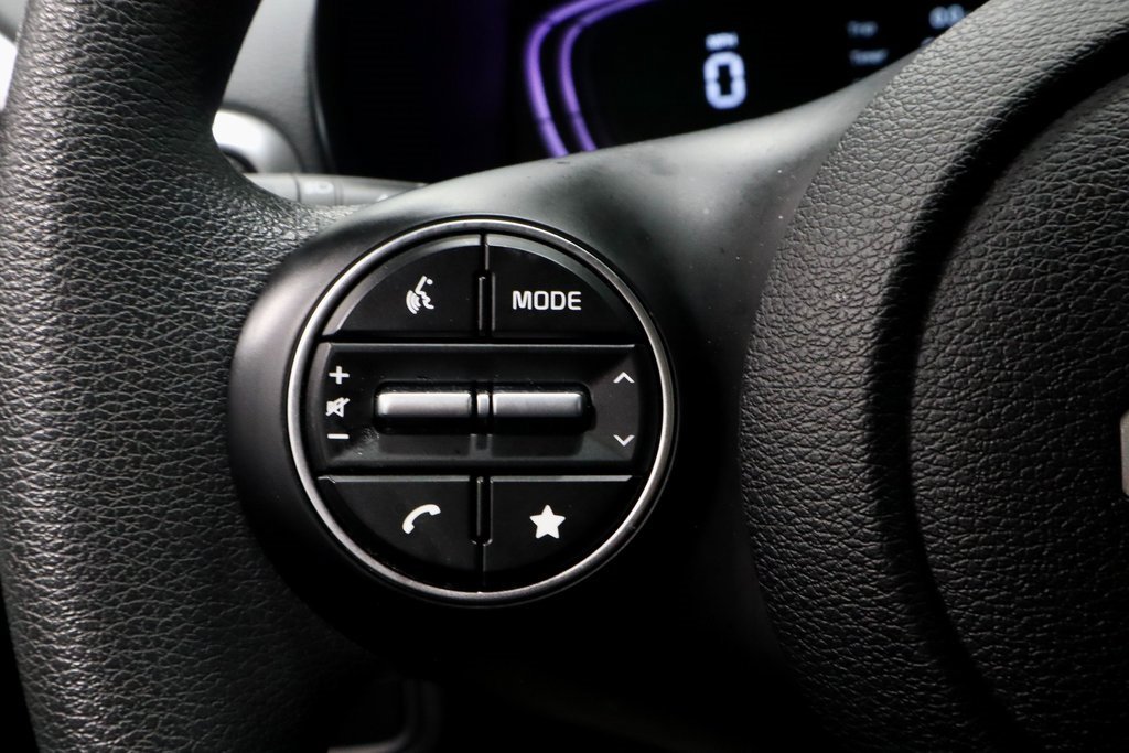 Used 2025 Kia Soul LX image 26