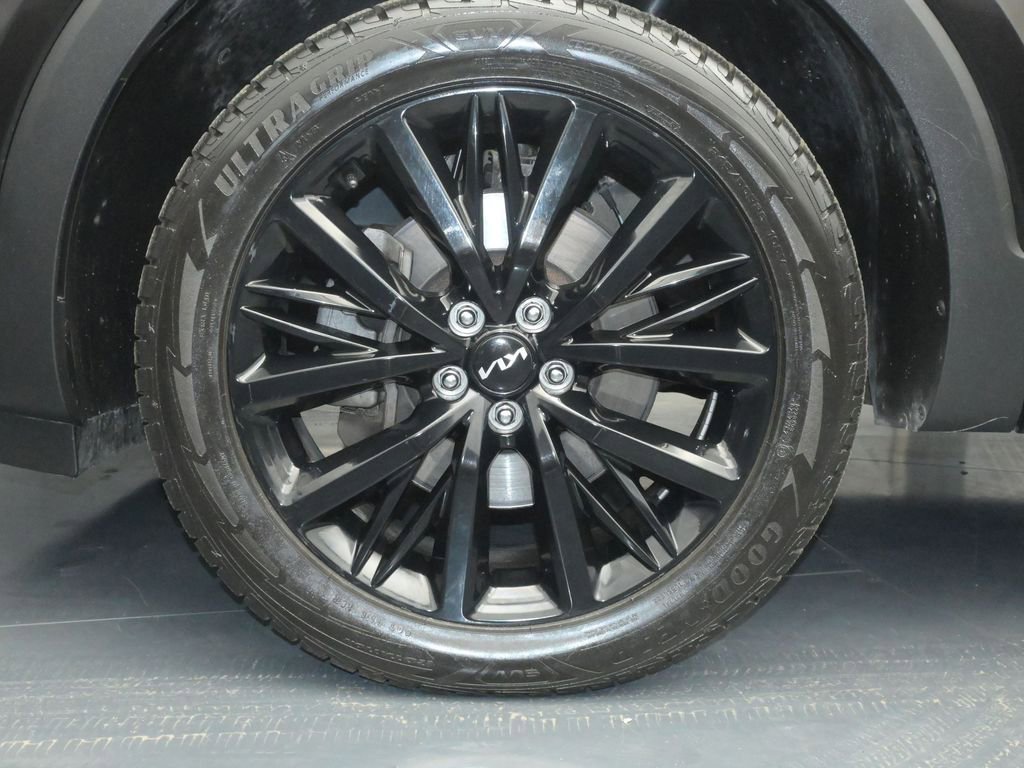 Used 2022 Kia Telluride SX image 13