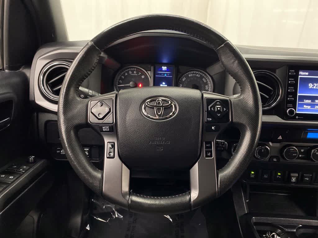 Used 2021 Toyota Tacoma TRD Off-Road w/ Technology Package AWD/4WD image 20