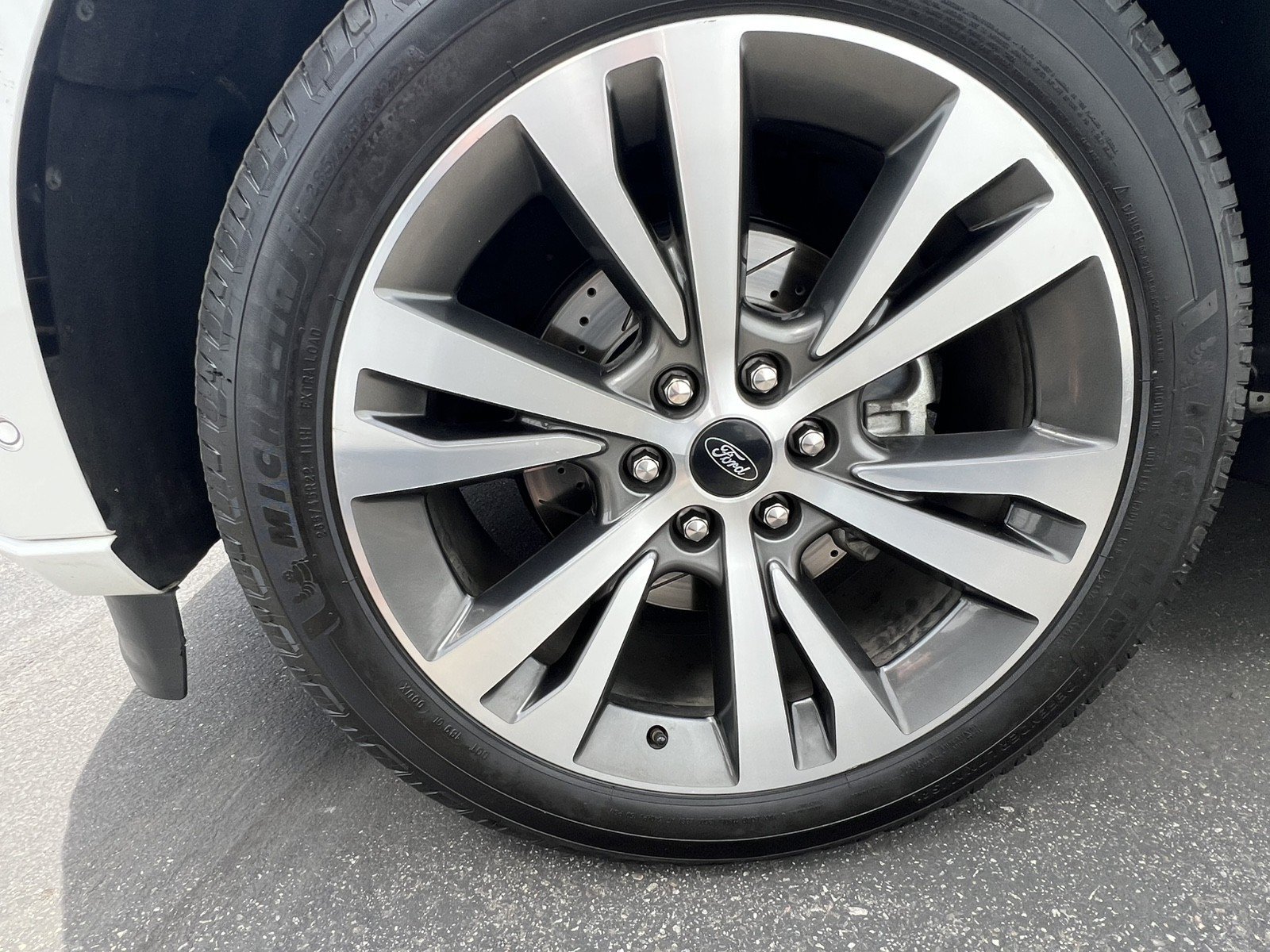 Used 2021 Ford Expedition Platinum AWD/4WD image 10