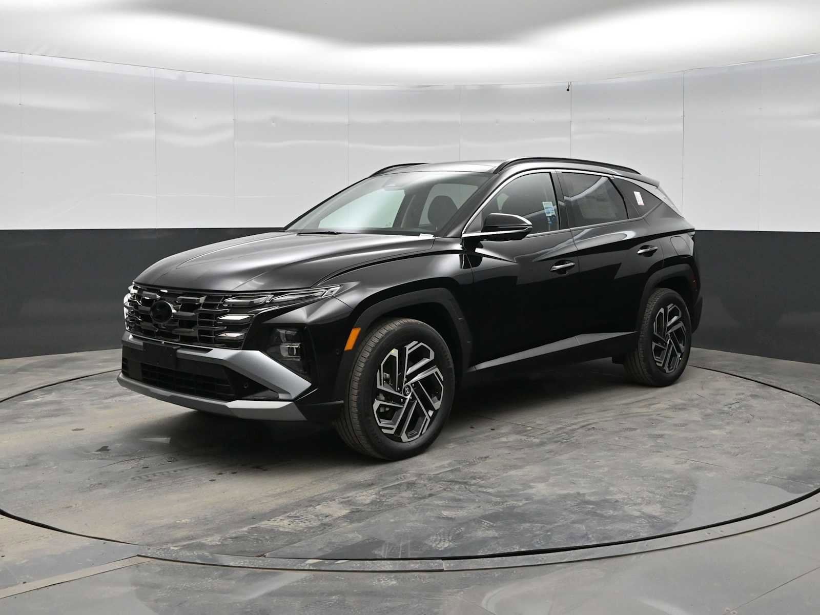 New 2026 Hyundai Tucson Limited AWD/4WD image 4