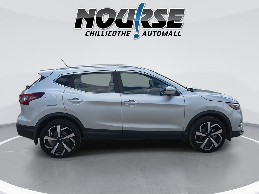 Used 2022 Nissan Rogue Sport SL w/ Premium Package image 9