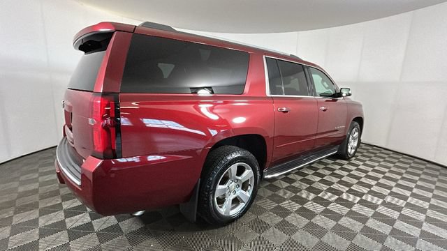 Used 2017 Chevrolet Suburban Premier AWD/4WD image 2