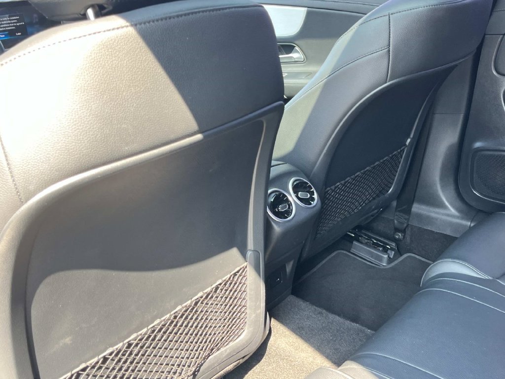 Used 2023 Mercedes-Benz CLA 250 image 23