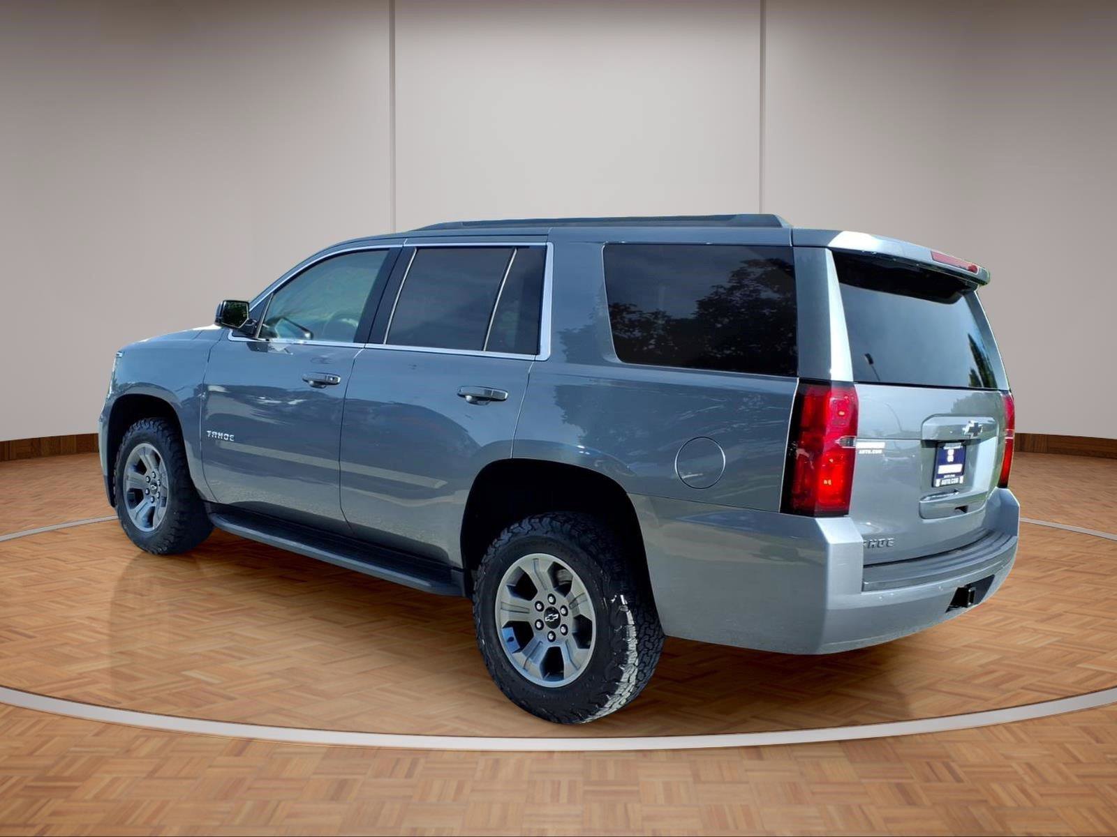Used 2019 Chevrolet Tahoe LS AWD/4WD image 4