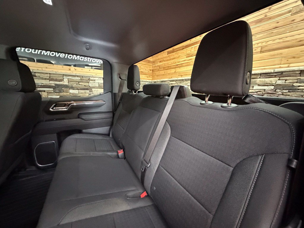 Used 2023 Chevrolet Silverado 1500 LT AWD/4WD image 29