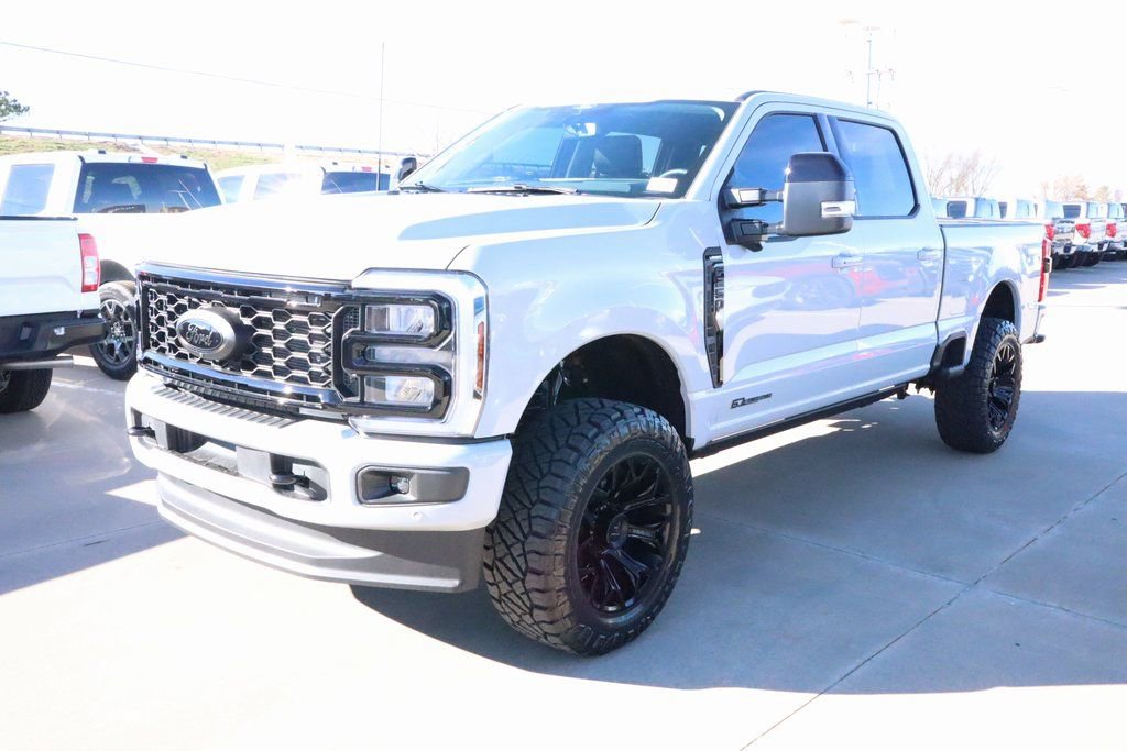New 2026 Ford F250 Lariat w/ Black Appearance Package image 2