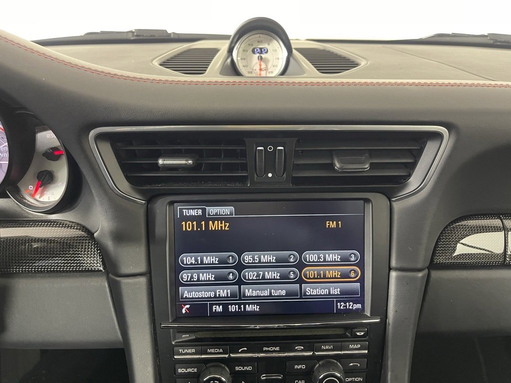 Certified 2013 Porsche 911 Carrera 4S image 29