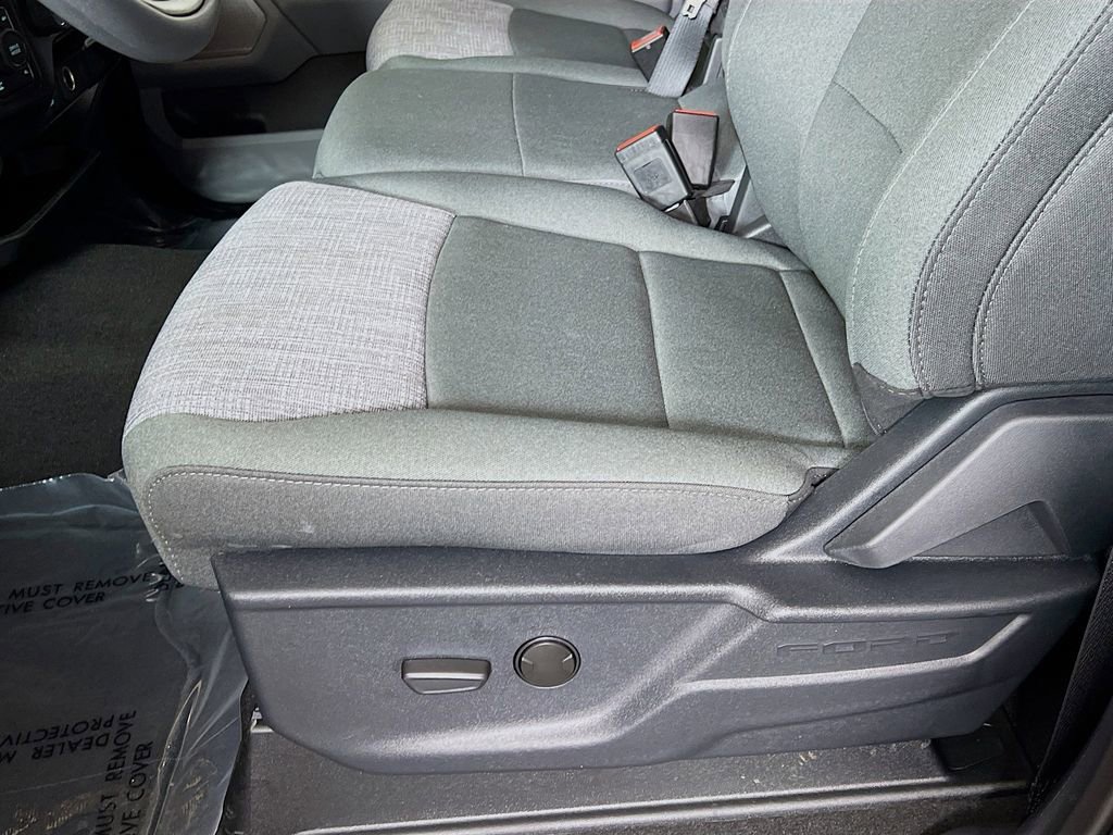 New 2026 Ford F250 XLT w/ XLT Premium Package image 23