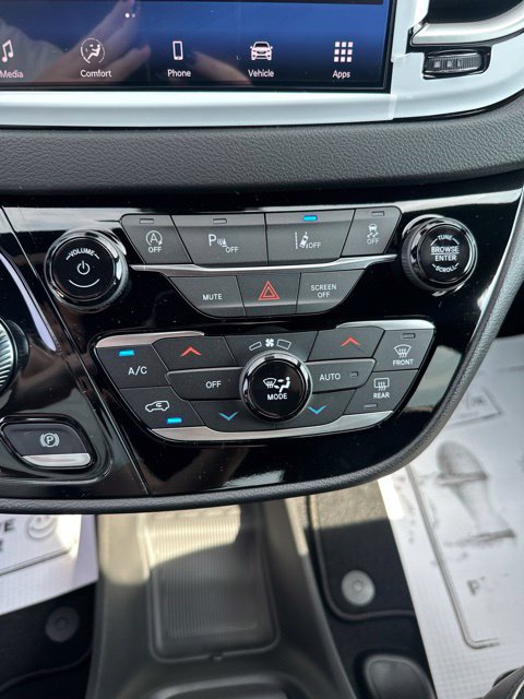 New 2027 Chrysler Pacifica LX FWD image 15