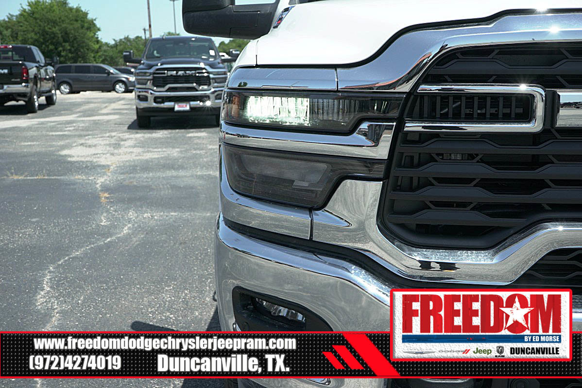 New 2025 RAM 2500 Tradesman AWD/4WD image 36
