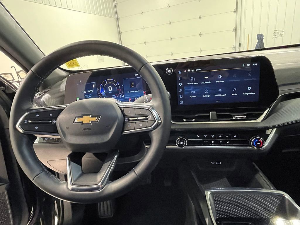 Used 2026 Chevrolet Equinox LT AWD/4WD image 36