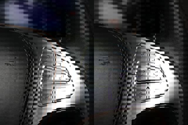 Used 2015 Mercedes-Benz S 550 4MATIC image 17