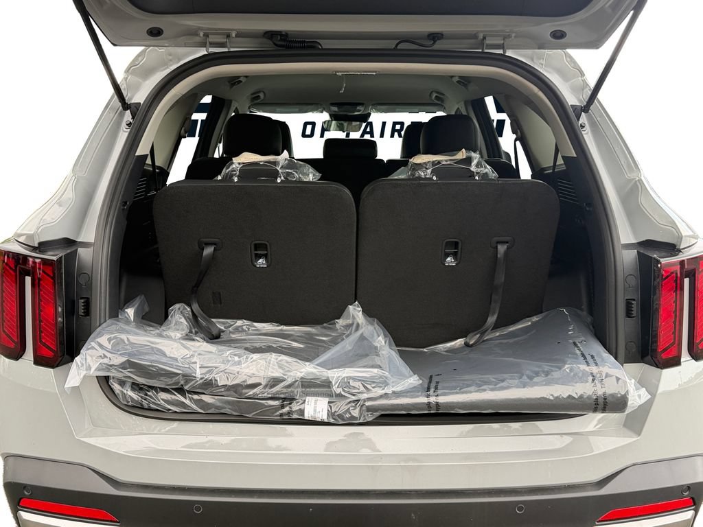 New 2026 Kia Sorento S AWD/4WD image 9