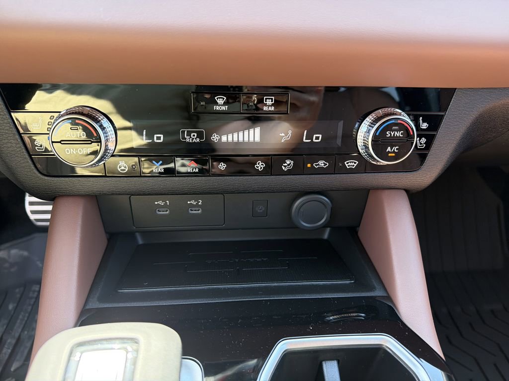 New 2026 Mitsubishi Outlander SEL AWD/4WD image 23