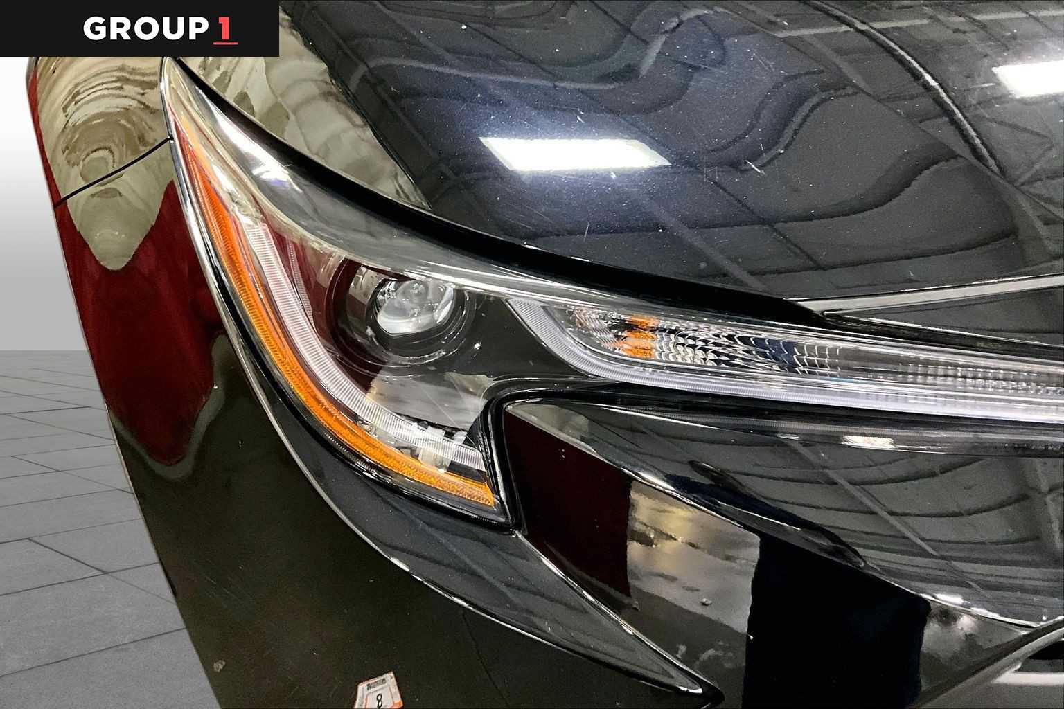 Certified 2025 Toyota Corolla LE FWD image 28