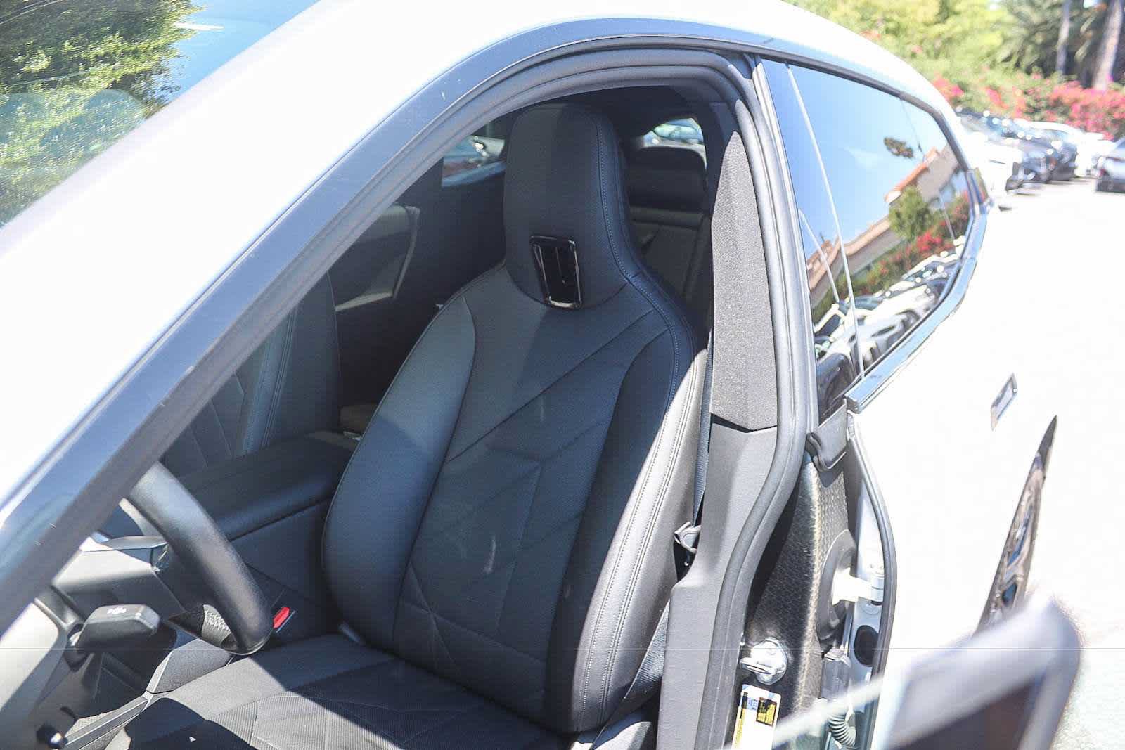 Used 2024 BMW iX xDrive50 AWD/4WD image 37