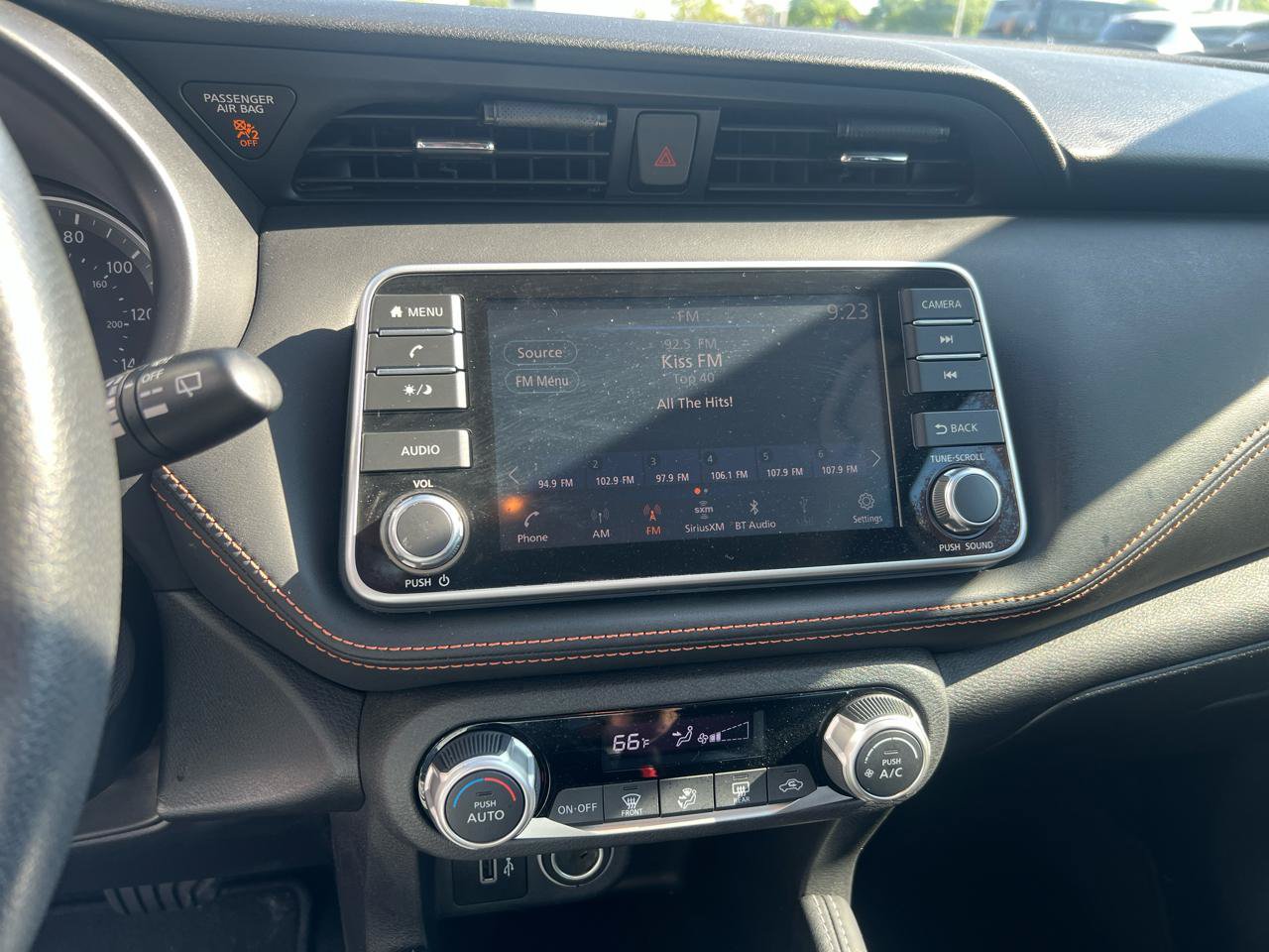 Used 2020 Nissan Kicks SR FWD image 18